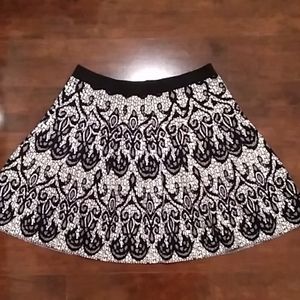 Ladies skirt 🎉🎉 HOST PICK 🎉🎉❤️💞